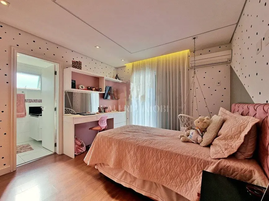 Apartamento com 3 quartos à venda, 199m2 em Ponta da Praia, Santos - SP - imagem 8 Foto 8 de Apartamento com 3 quartos à venda, 199m2 em Ponta da Praia, Santos - SP