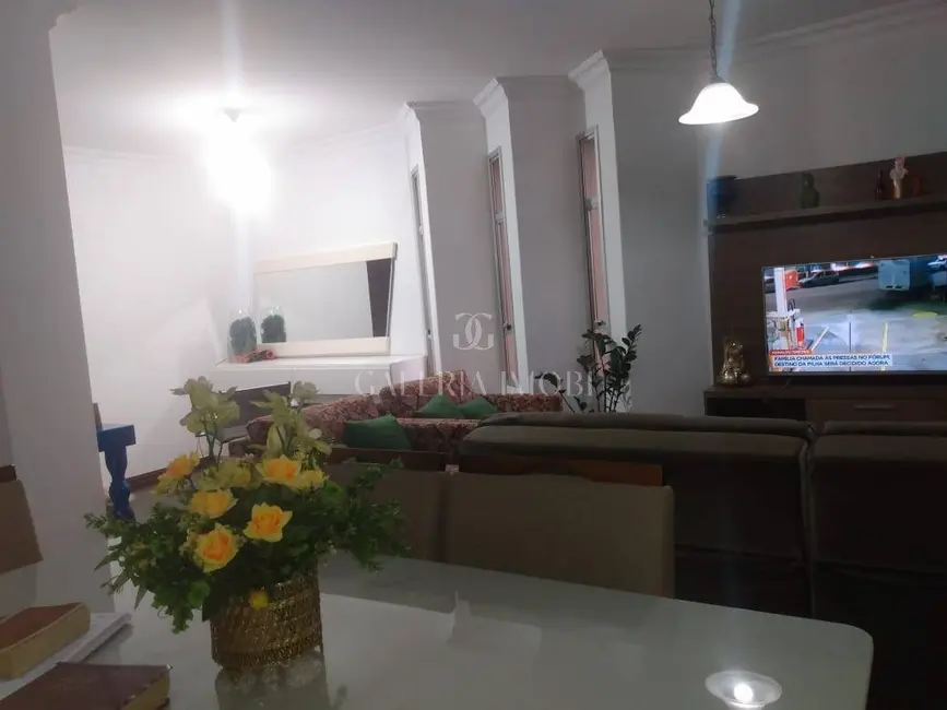 Apartamento com 3 quartos à venda, 120m2 em Centro, Londrina - PR - imagem 3 Foto 3 de Apartamento com 3 quartos à venda, 120m2 em Centro, Londrina - PR