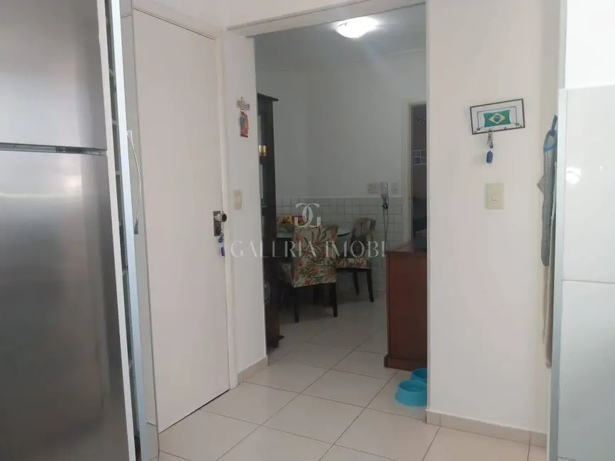 Apartamento com 3 quartos à venda, 120m2 em Centro, Londrina - PR - imagem 9 Foto 9 de Apartamento com 3 quartos à venda, 120m2 em Centro, Londrina - PR