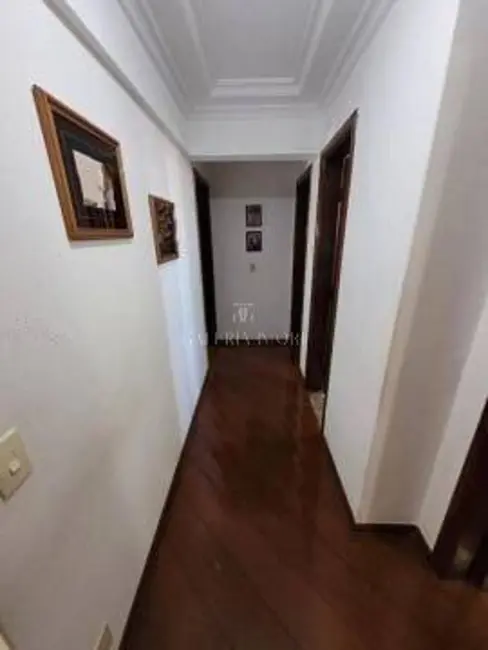 Apartamento com 3 quartos à venda, 120m2 em Centro, Londrina - PR - imagem 4 Foto 4 de Apartamento com 3 quartos à venda, 120m2 em Centro, Londrina - PR