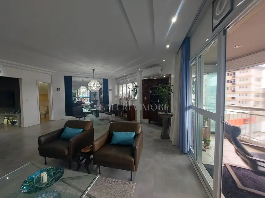 Apartamento com 3 quartos à venda, 199m2 em Ponta da Praia, Santos - SP - imagem 4 Foto 4 de Apartamento com 3 quartos à venda, 199m2 em Ponta da Praia, Santos - SP