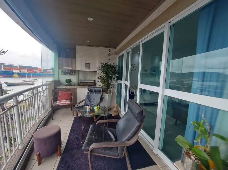 Apartamento com 3 quartos à venda, 199m2 em Ponta da Praia, Santos - SP - imagem 1 Foto 1 de Apartamento com 3 quartos à venda, 199m2 em Ponta da Praia, Santos - SP