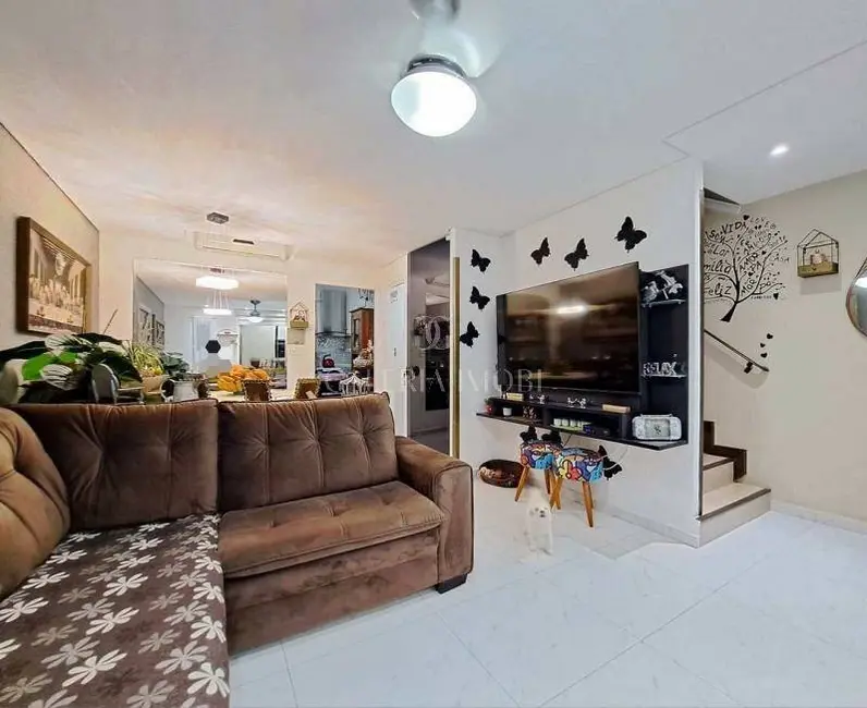 Casa com 2 quartos à venda, 127m2 em Marapé, Santos - SP - imagem 6 Foto 6 de Casa com 2 quartos à venda, 127m2 em Marapé, Santos - SP