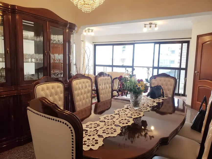 Foto 8 de Apartamento com 3 quartos à venda, 254m2 em Gonzaga, Santos - SP