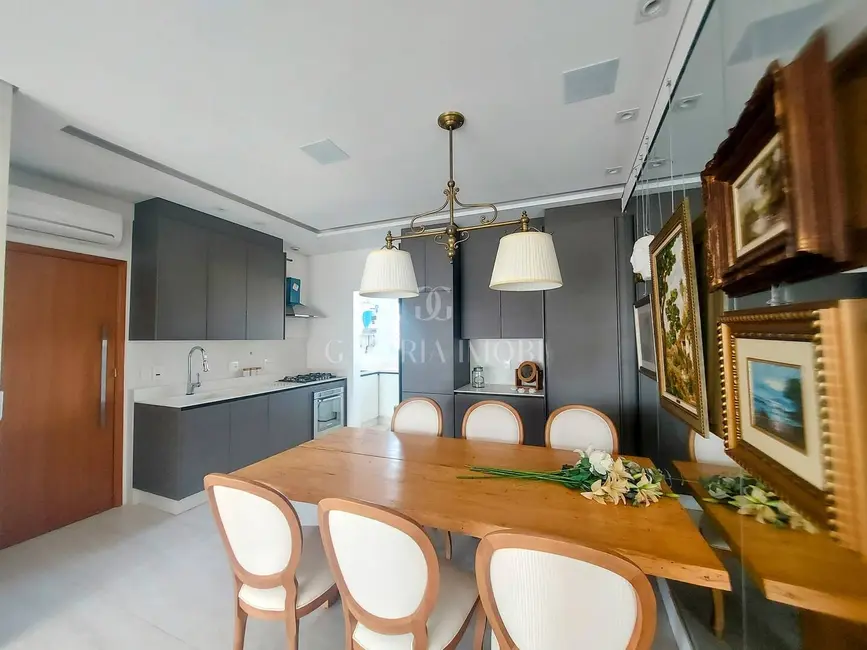 Apartamento com 3 quartos à venda, 156m2 em Embaré, Santos - SP - imagem 5 Foto 5 de Apartamento com 3 quartos à venda, 156m2 em Embaré, Santos - SP