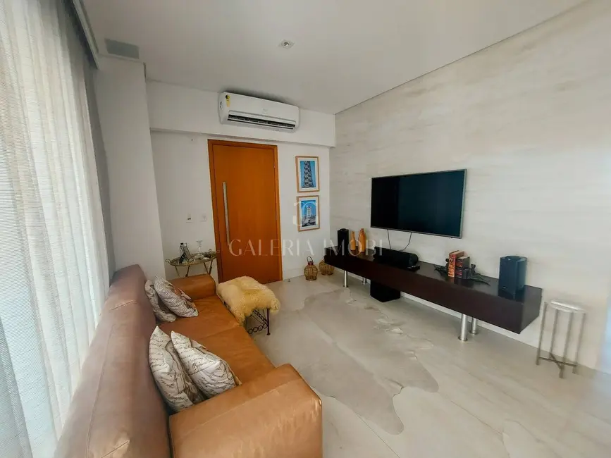 Apartamento com 3 quartos à venda, 156m2 em Embaré, Santos - SP - imagem 2 Foto 2 de Apartamento com 3 quartos à venda, 156m2 em Embaré, Santos - SP