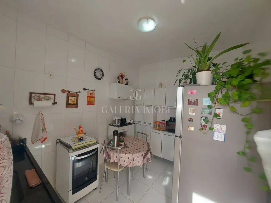 Casa com 3 quartos à venda, 129m2 em Macuco, Santos - SP - imagem 9 Foto 9 de Casa com 3 quartos à venda, 129m2 em Macuco, Santos - SP