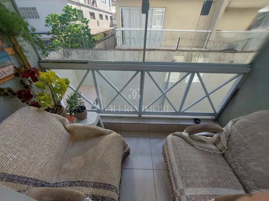 Casa com 3 quartos à venda, 129m2 em Macuco, Santos - SP - imagem 3 Foto 3 de Casa com 3 quartos à venda, 129m2 em Macuco, Santos - SP