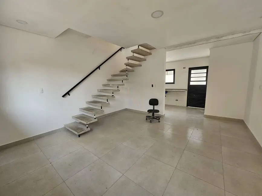 Foto 1 de Casa com 3 quartos à venda, 121m2 em Japuí, Sao Vicente - SP