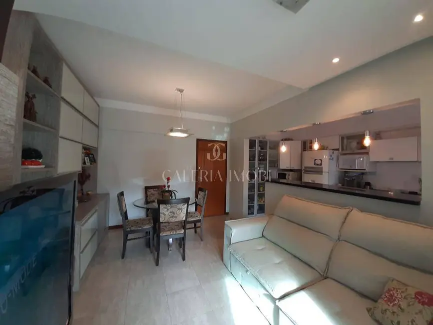 Foto 3 de Apartamento com 2 quartos à venda, 83m2 em Encruzilhada, Santos - SP