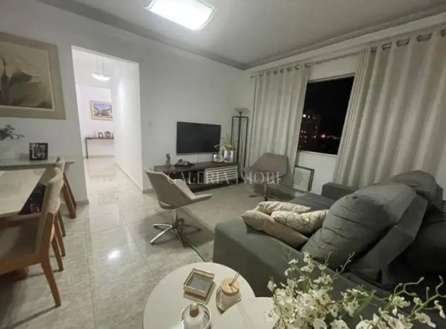 Foto 2 de Apartamento com 2 quartos à venda, 85m2 em Embaré, Santos - SP