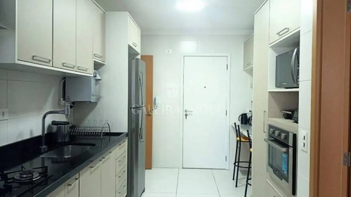 Apartamento com 3 quartos à venda, 123m2 em Gonzaga, Santos - SP - imagem 9 Foto 9 de Apartamento com 3 quartos à venda, 123m2 em Gonzaga, Santos - SP