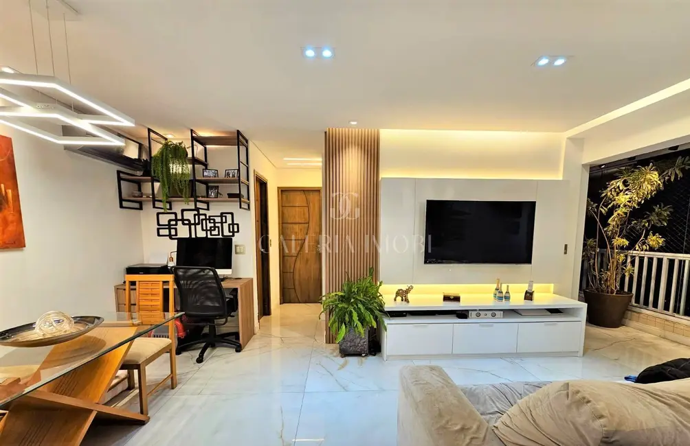 Foto 1 de Apartamento com 2 quartos à venda, 67m2 em Encruzilhada, Santos - SP