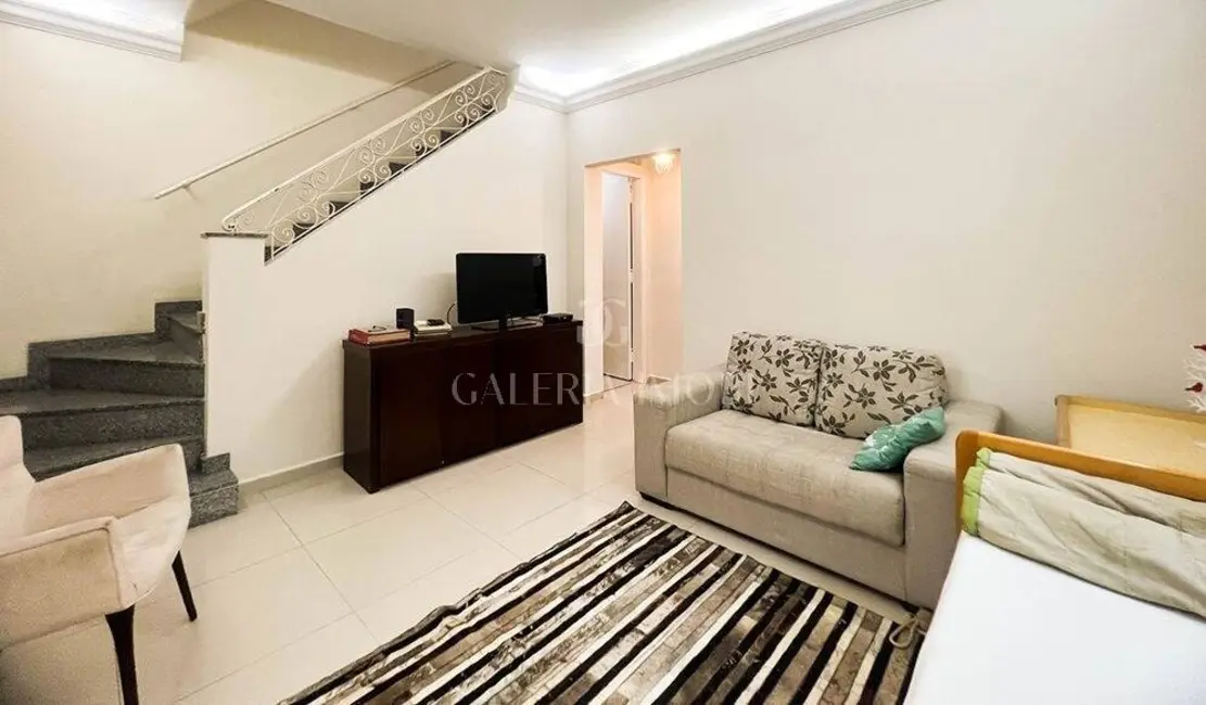 Casa com 3 quartos à venda, 163m2 em Boqueirão, Santos - SP - imagem 3 Foto 3 de Casa com 3 quartos à venda, 163m2 em Boqueirão, Santos - SP