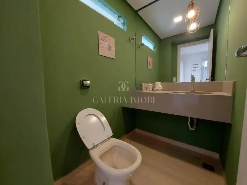 Casa com 3 quartos à venda, 240m2 em Ponta da Praia, Santos - SP - imagem 8 Foto 8 de Casa com 3 quartos à venda, 240m2 em Ponta da Praia, Santos - SP