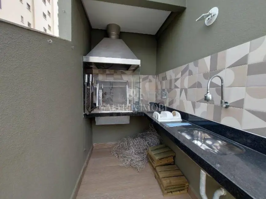 Casa com 3 quartos à venda, 240m2 em Ponta da Praia, Santos - SP - imagem 2 Foto 2 de Casa com 3 quartos à venda, 240m2 em Ponta da Praia, Santos - SP