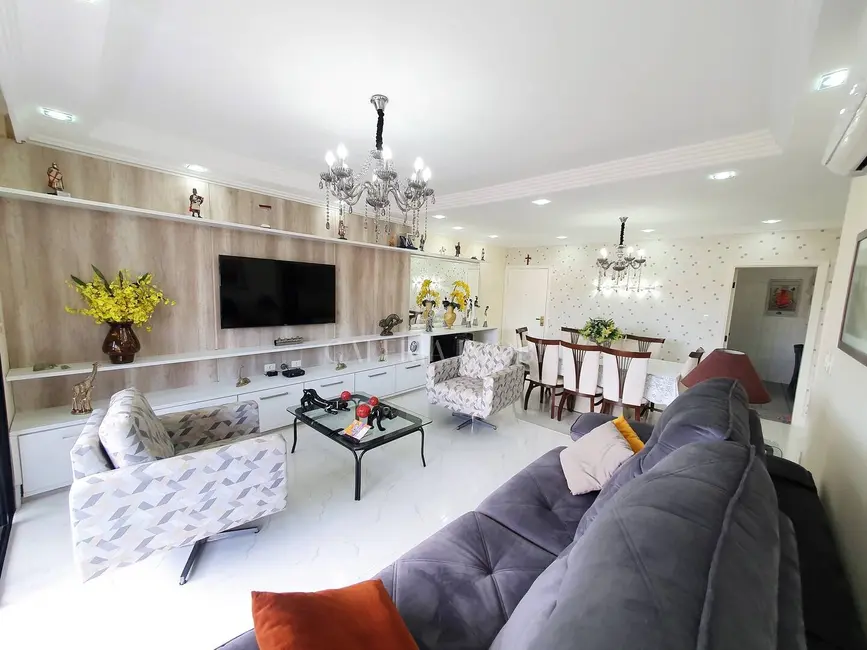 Apartamento com 3 quartos à venda, 122m2 em Campo Grande, Santos - SP - imagem 4 Foto 4 de Apartamento com 3 quartos à venda, 122m2 em Campo Grande, Santos - SP