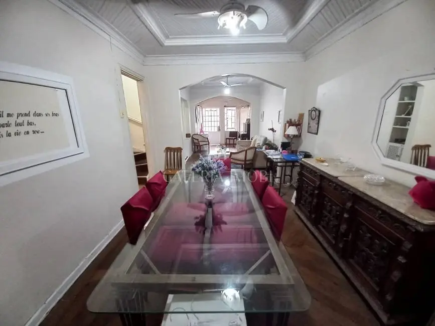 Foto 2 de Sobrado com 3 quartos à venda, 139m2 em Gonzaga, Santos - SP