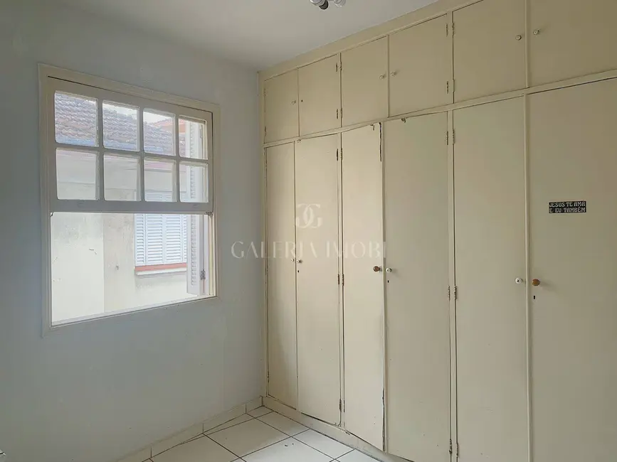 Apartamento com 2 quartos para alugar, 67m2 em Embaré, Santos - SP - imagem 5 Foto 5 de Apartamento com 2 quartos para alugar, 67m2 em Embaré, Santos - SP