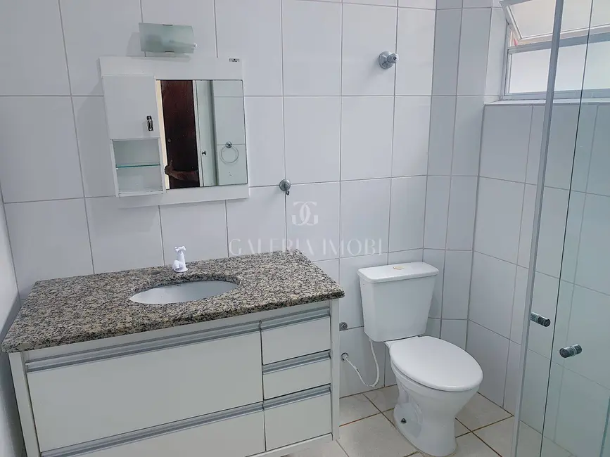 Apartamento com 2 quartos para alugar, 67m2 em Embaré, Santos - SP - imagem 6 Foto 6 de Apartamento com 2 quartos para alugar, 67m2 em Embaré, Santos - SP