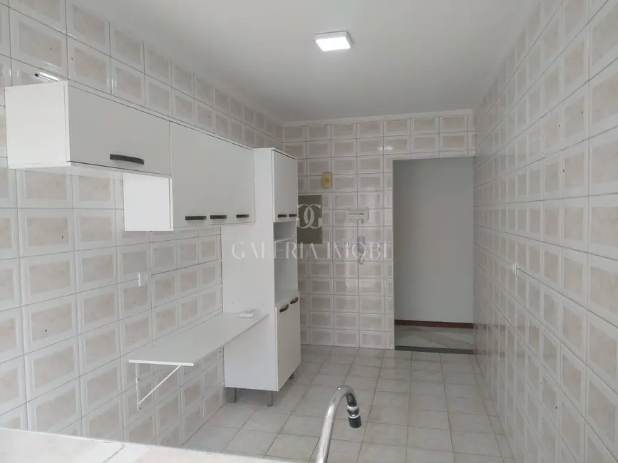 Apartamento com 2 quartos para alugar, 80m2 em Campo Grande, Santos - SP - imagem 3 Foto 3 de Apartamento com 2 quartos para alugar, 80m2 em Campo Grande, Santos - SP