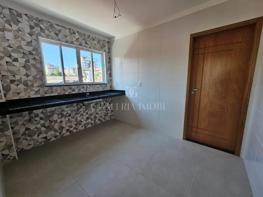 Foto 7 de Casa com 3 quartos à venda, 120m2 em Ponta da Praia, Santos - SP