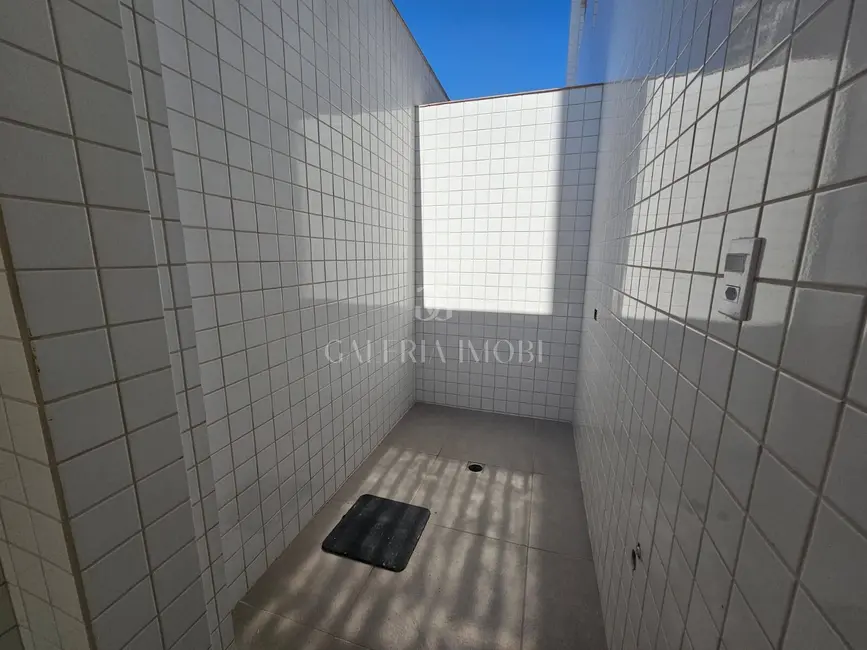 Foto 3 de Casa com 3 quartos à venda, 120m2 em Ponta da Praia, Santos - SP