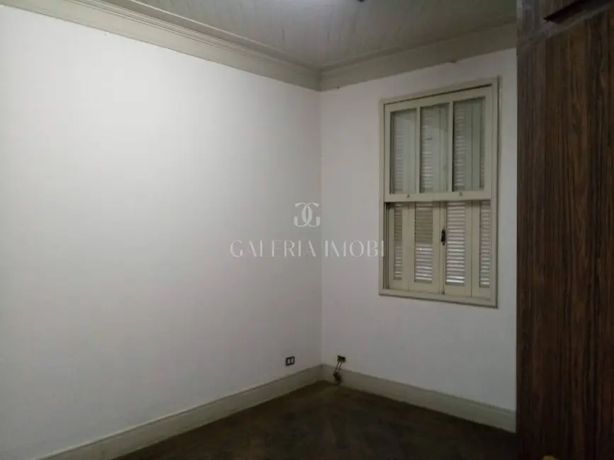 Sobrado com 2 quartos à venda, 259m2 em Vila Mathias, Santos - SP - imagem 7 Foto 7 de Sobrado com 2 quartos à venda, 259m2 em Vila Mathias, Santos - SP