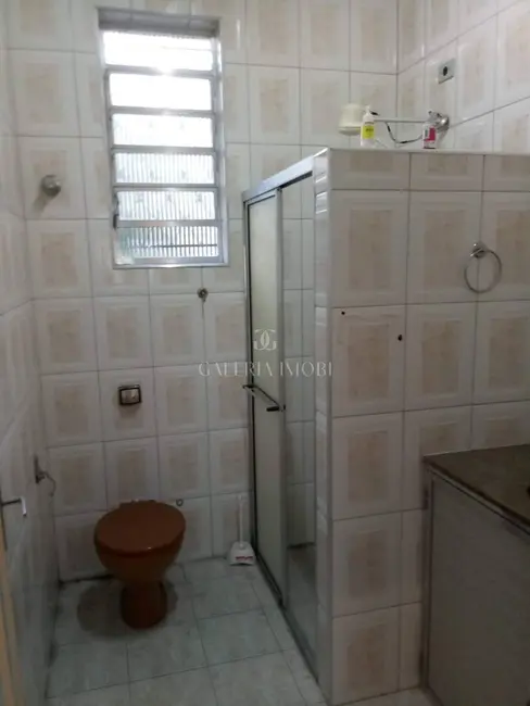 Sobrado com 2 quartos à venda, 259m2 em Vila Mathias, Santos - SP - imagem 8 Foto 8 de Sobrado com 2 quartos à venda, 259m2 em Vila Mathias, Santos - SP