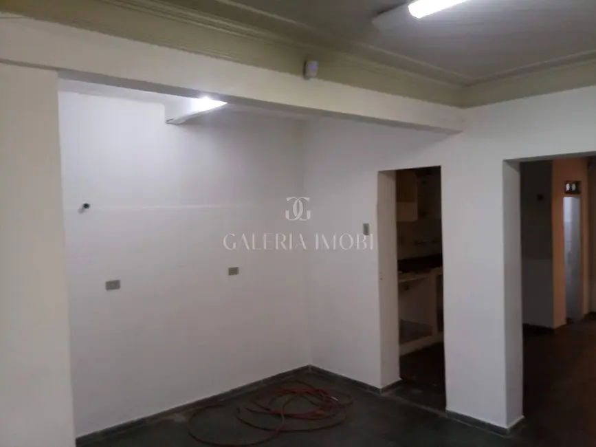 Sobrado com 2 quartos à venda, 259m2 em Vila Mathias, Santos - SP - imagem 5 Foto 5 de Sobrado com 2 quartos à venda, 259m2 em Vila Mathias, Santos - SP