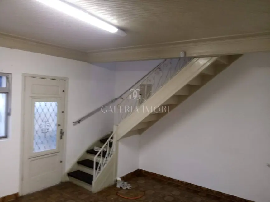 Sobrado com 2 quartos à venda, 259m2 em Vila Mathias, Santos - SP - imagem 3 Foto 3 de Sobrado com 2 quartos à venda, 259m2 em Vila Mathias, Santos - SP