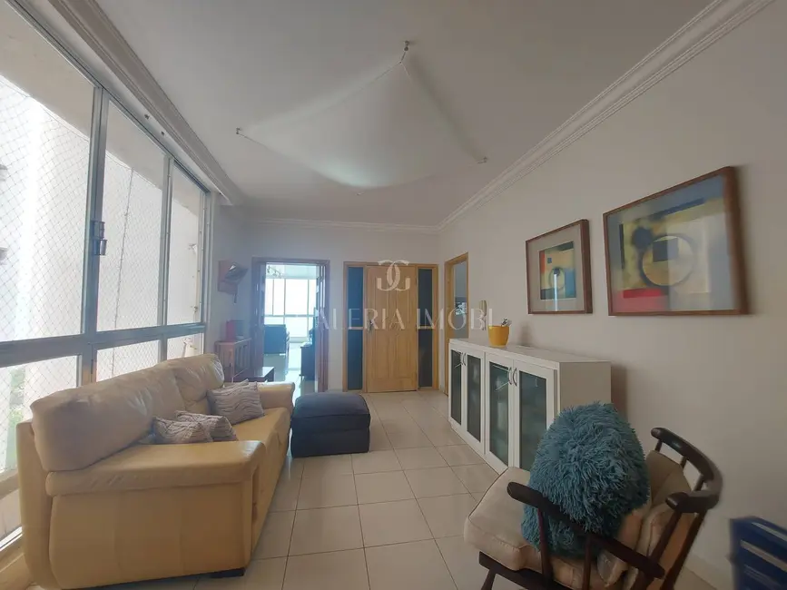 Apartamento com 3 quartos para alugar, 240m2 em Boqueirão, Santos - SP - imagem 8 Foto 8 de Apartamento com 3 quartos para alugar, 240m2 em Boqueirão, Santos - SP