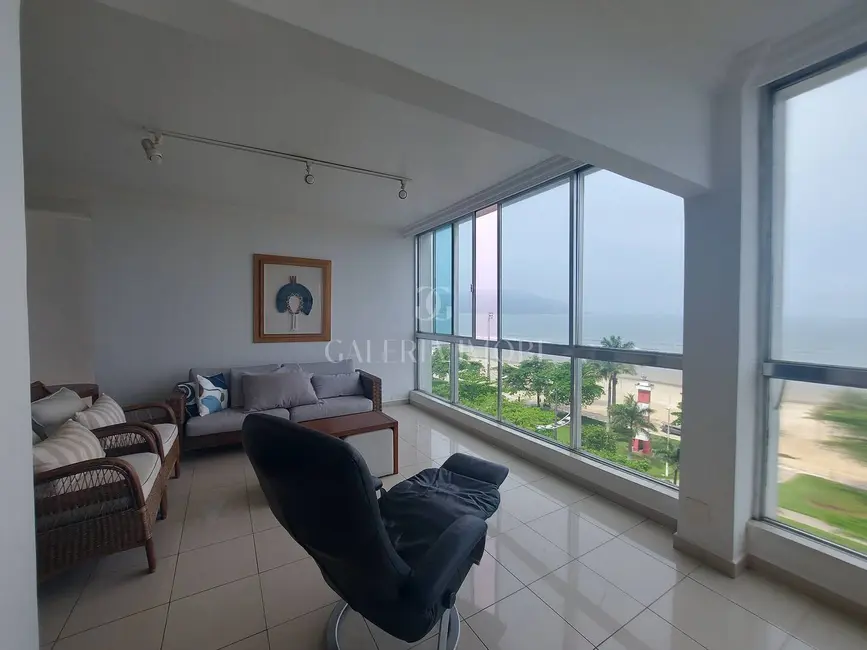 Apartamento com 3 quartos para alugar, 240m2 em Boqueirão, Santos - SP - imagem 3 Foto 3 de Apartamento com 3 quartos para alugar, 240m2 em Boqueirão, Santos - SP