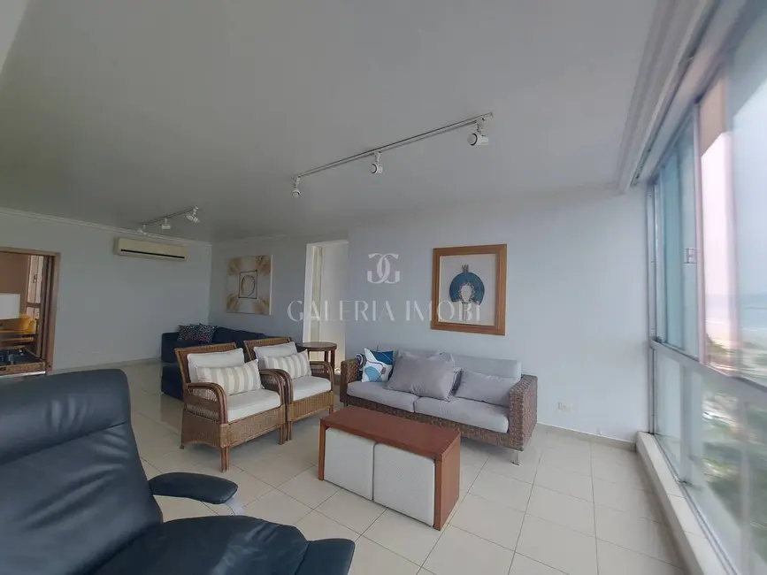 Apartamento com 3 quartos para alugar, 240m2 em Boqueirão, Santos - SP - imagem 5 Foto 5 de Apartamento com 3 quartos para alugar, 240m2 em Boqueirão, Santos - SP