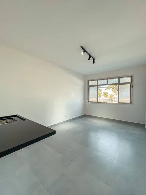 Foto 4 de Kitnet à venda, 26m2 em Tupi, Praia Grande - SP