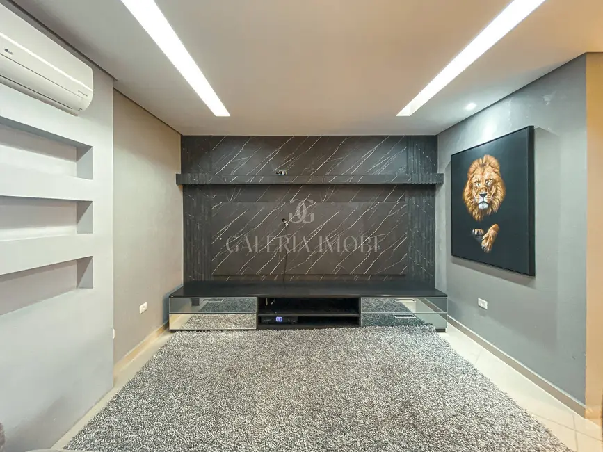 Apartamento com 3 quartos à venda, 158m2 em Canto do Forte, Praia Grande - SP - imagem 3 Foto 3 de Apartamento com 3 quartos à venda, 158m2 em Canto do Forte, Praia Grande - SP