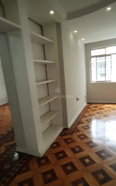 Apartamento com 2 quartos à venda, 80m2 em Gonzaga, Santos - SP - imagem 4 Foto 4 de Apartamento com 2 quartos à venda, 80m2 em Gonzaga, Santos - SP