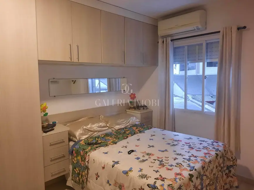 Foto 6 de Apartamento com 2 quartos à venda, 84m2 em Centro, Sao Vicente - SP