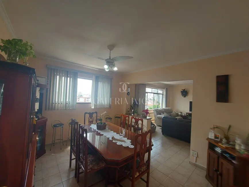 Apartamento com 3 quartos à venda, 151m2 em Gonzaga, Santos - SP - imagem 7 Foto 7 de Apartamento com 3 quartos à venda, 151m2 em Gonzaga, Santos - SP