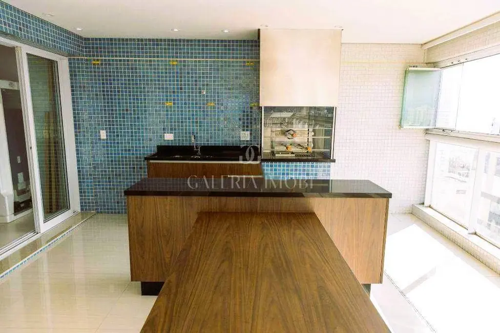 Apartamento com 4 quartos para alugar, 255m2 em Aparecida, Santos - SP - imagem 3 Foto 3 de Apartamento com 4 quartos para alugar, 255m2 em Aparecida, Santos - SP