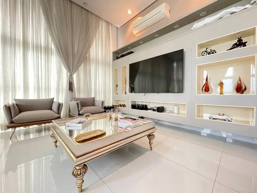Apartamento com 5 quartos à venda e para alugar, 741m2 em Gonzaga, Santos - SP - imagem 9 Foto 9 de Apartamento com 5 quartos à venda e para alugar, 741m2 em Gonzaga, Santos - SP