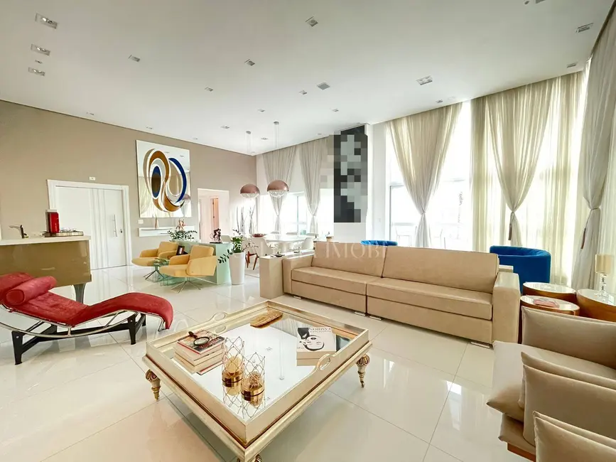Apartamento com 5 quartos à venda e para alugar, 741m2 em Gonzaga, Santos - SP - imagem 7 Foto 7 de Apartamento com 5 quartos à venda e para alugar, 741m2 em Gonzaga, Santos - SP