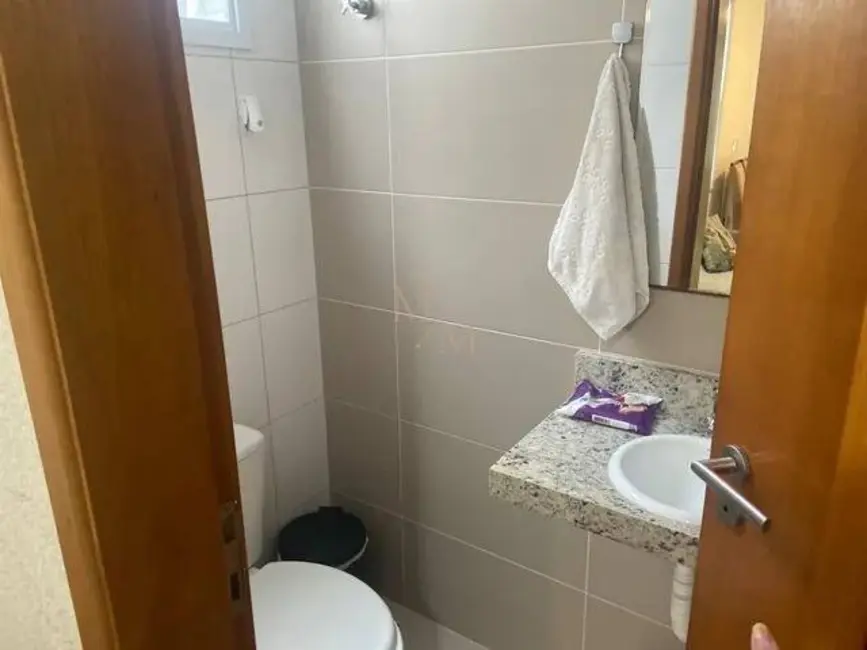 Foto 5 de Casa com 3 quartos à venda, 105m2 em Marapé, Santos - SP