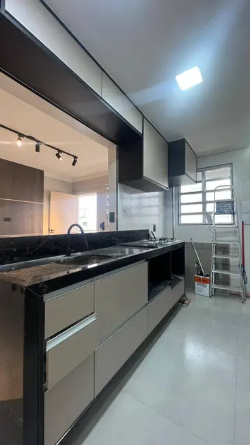 Foto 9 de Apartamento com 2 quartos à venda, 58m2 em Pompéia, Santos - SP