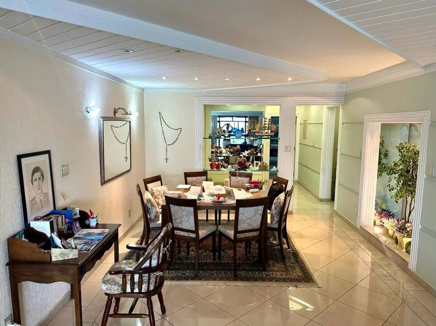 Apartamento com 3 quartos à venda, 200m2 em Ponta da Praia, Santos - SP - imagem 5 Foto 5 de Apartamento com 3 quartos à venda, 200m2 em Ponta da Praia, Santos - SP