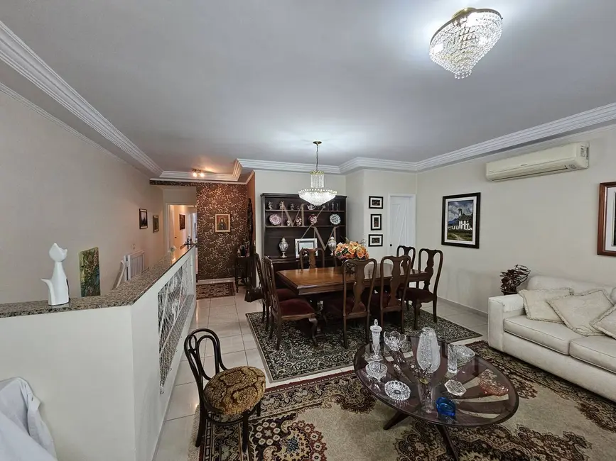 Casa com 3 quartos à venda, 114m2 em Embaré, Santos - SP - imagem 8 Foto 8 de Casa com 3 quartos à venda, 114m2 em Embaré, Santos - SP