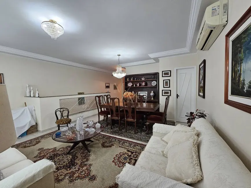 Casa com 3 quartos à venda, 114m2 em Embaré, Santos - SP - imagem 9 Foto 9 de Casa com 3 quartos à venda, 114m2 em Embaré, Santos - SP