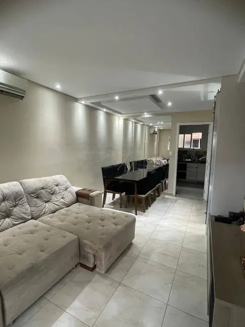 Casa com 2 quartos à venda, 127m2 em Marapé, Santos - SP - imagem 5 Foto 5 de Casa com 2 quartos à venda, 127m2 em Marapé, Santos - SP