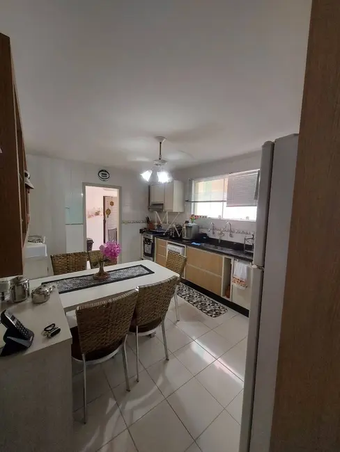 Foto 9 de Casa com 4 quartos à venda, 228m2 em Aparecida, Santos - SP