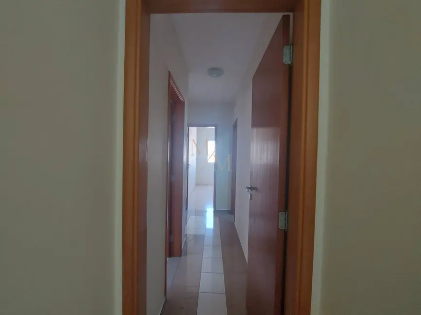 Apartamento com 3 quartos para alugar, 101m2 em Embaré, Santos - SP - imagem 4 Foto 4 de Apartamento com 3 quartos para alugar, 101m2 em Embaré, Santos - SP